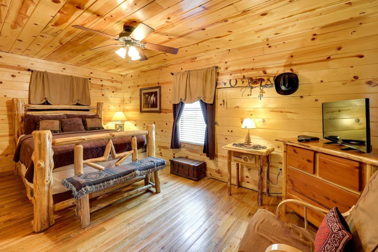 Broken Bow Rental Cabin With Hot Tub And Bar 외부 사진